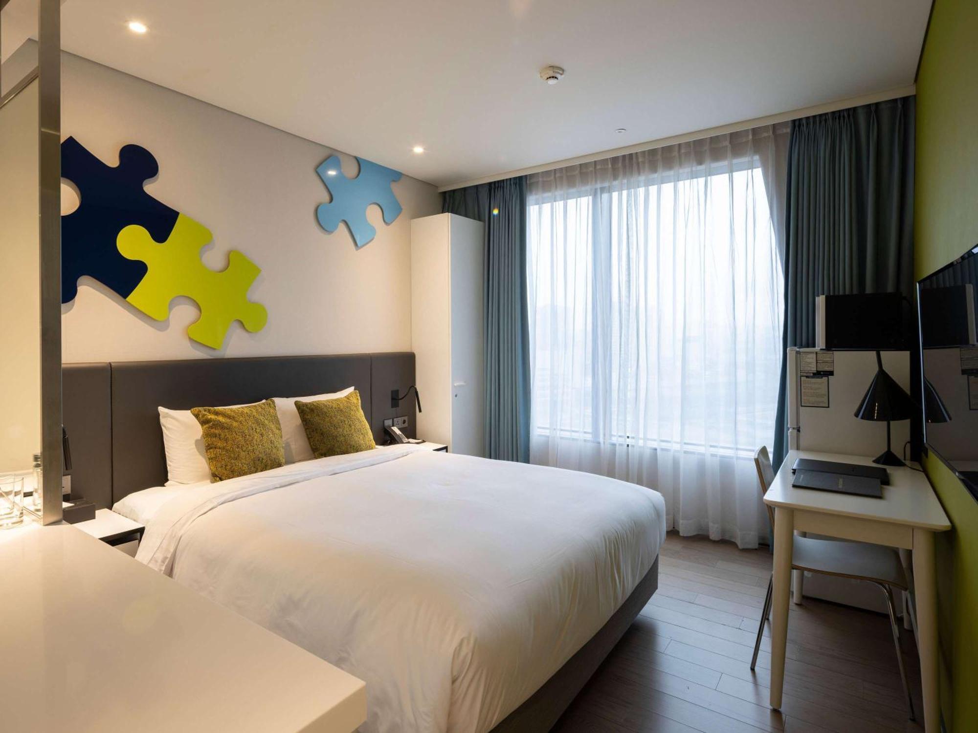 Hotel Ibis Styles Ambassador Seoul Yongsan Exterior foto